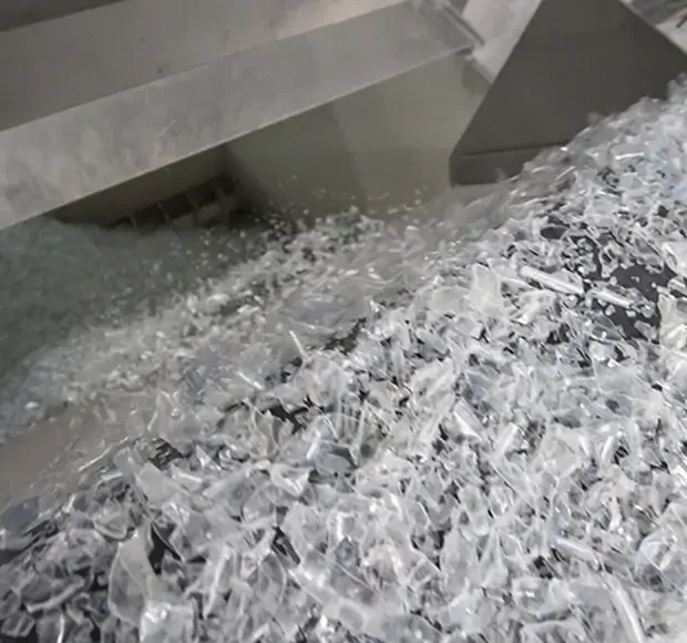 Crush the discarded plastic bottles acgreen